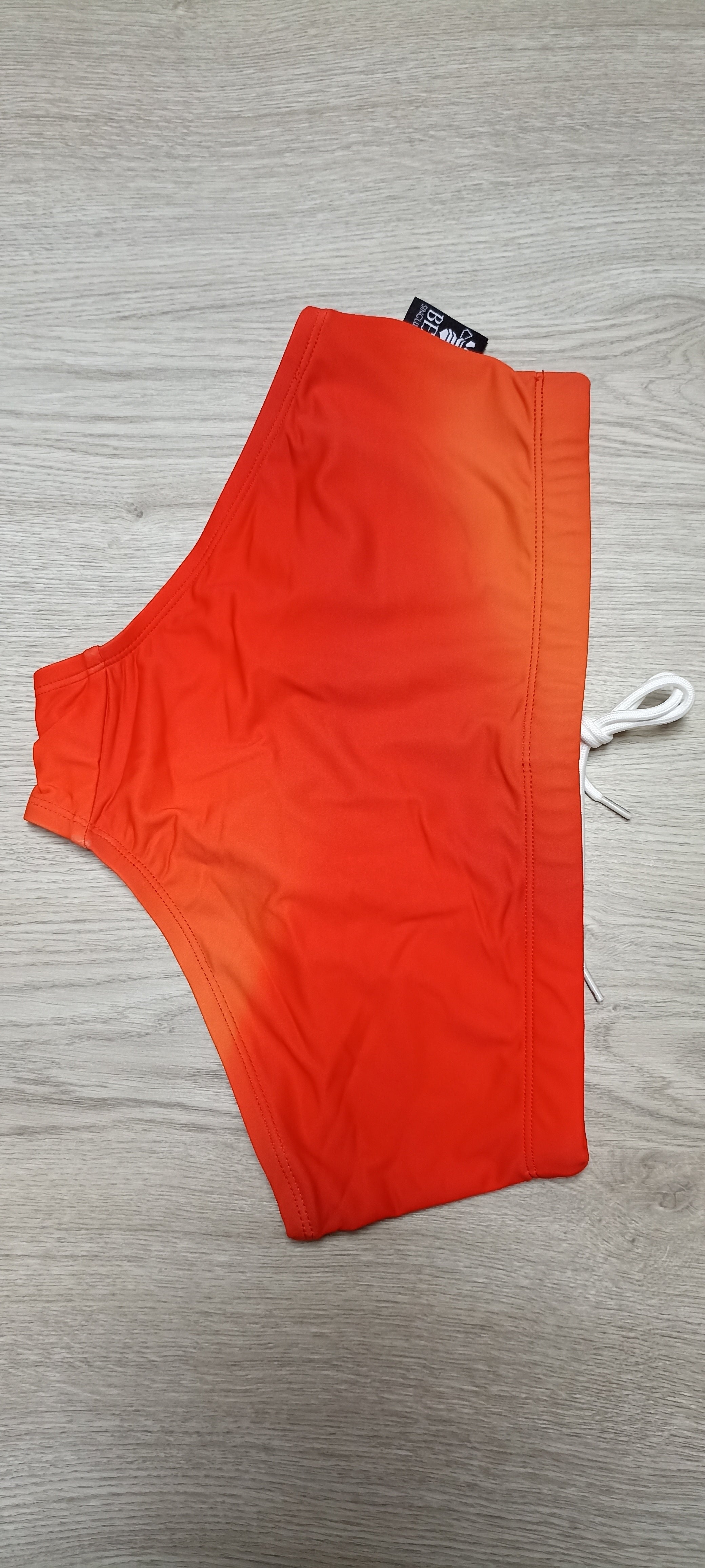 BeeSingular, Sunga, Sungas, Calção Praia, Calção Banho, Tangas Praia, Vestuário Praia, Shorts, Bikinis, Fatos de Banho, Bañadores, Bañador