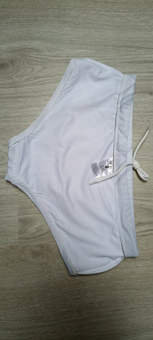 BeeSingular, Sunga, Sungas, Calção Praia, Calção Banho, Tangas Praia, Vestuário Praia, Shorts, Bikinis, Fatos de Banho, Bañadores, Bañador