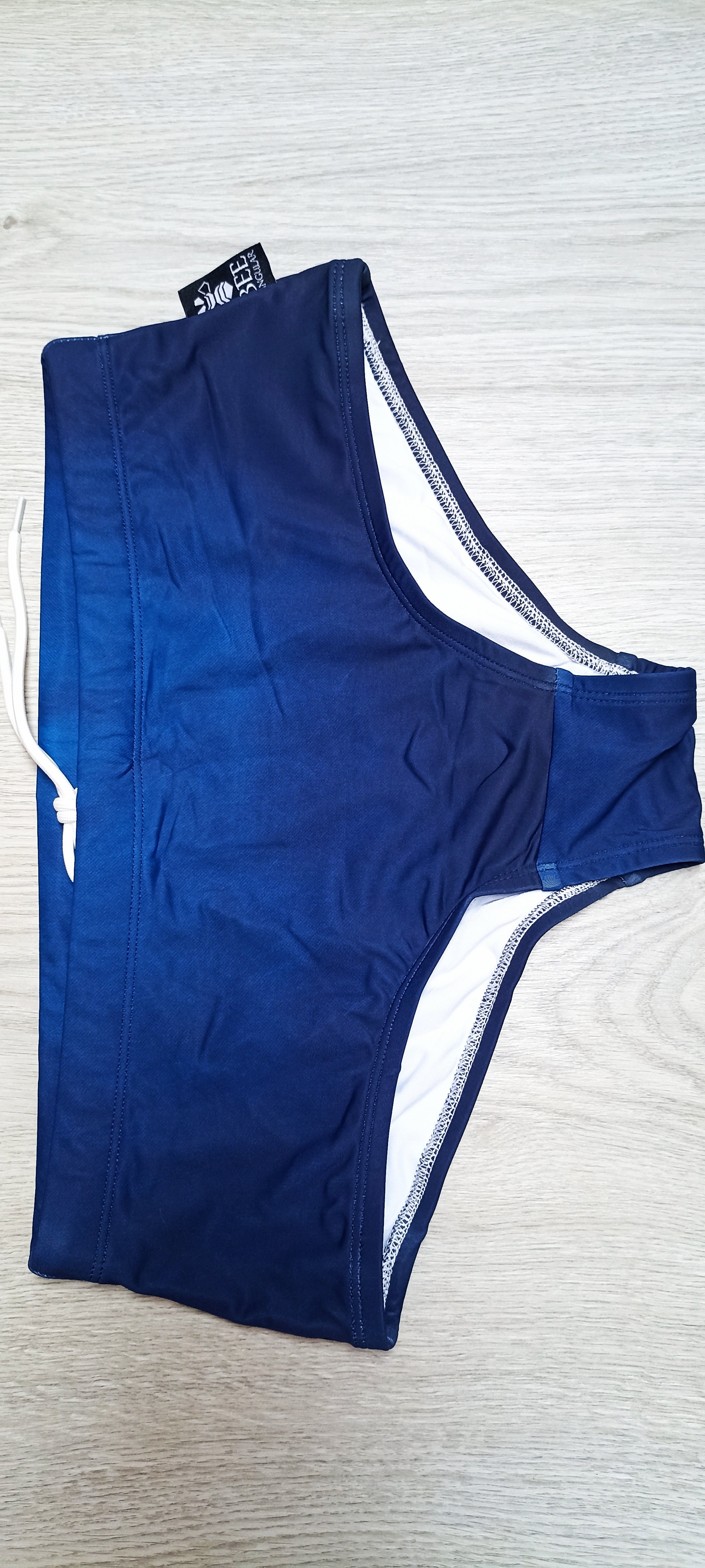 BeeSingular, Sunga, Sungas, Calção Praia, Calção Banho, Tangas Praia, Vestuário Praia, Shorts, Bikinis, Fatos de Banho, Bañadores, Bañador, Swim Shorts, Swim Trunks, Beach Shorts